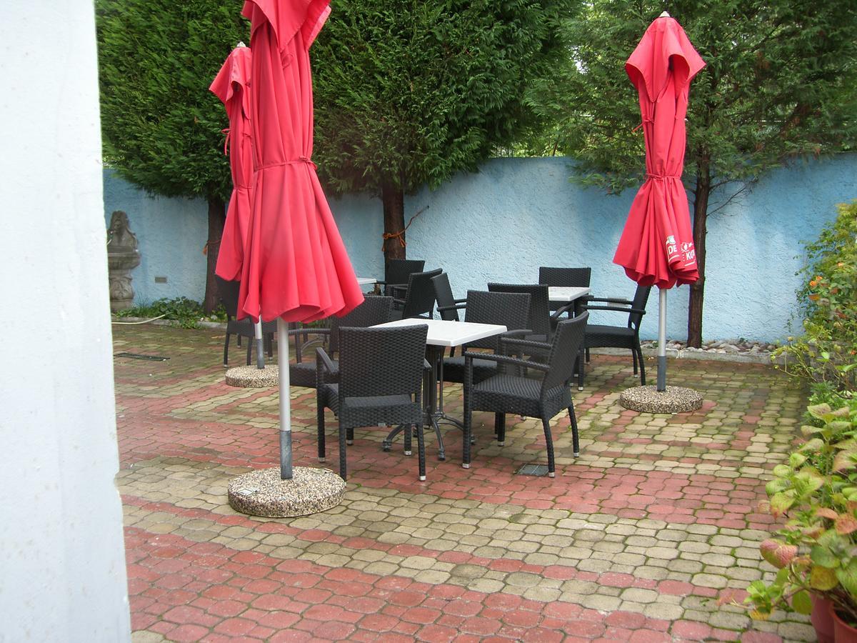 Shkodra Hotel Extérieur photo