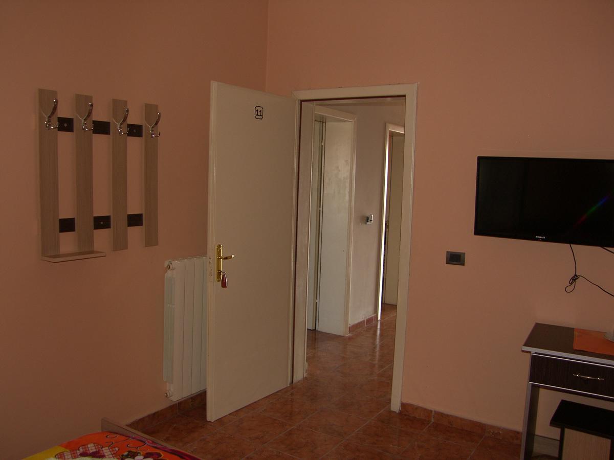 Shkodra Hotel Extérieur photo