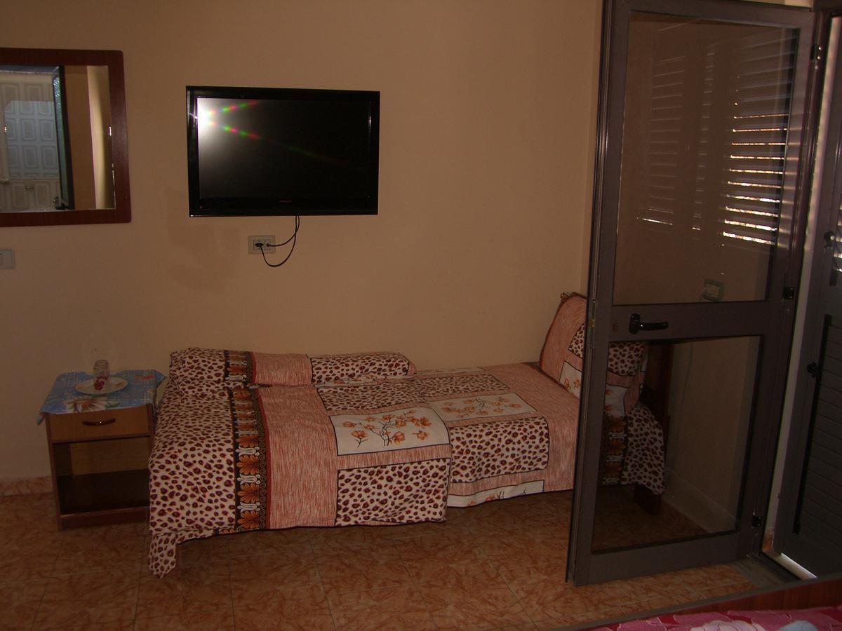 Shkodra Hotel Extérieur photo