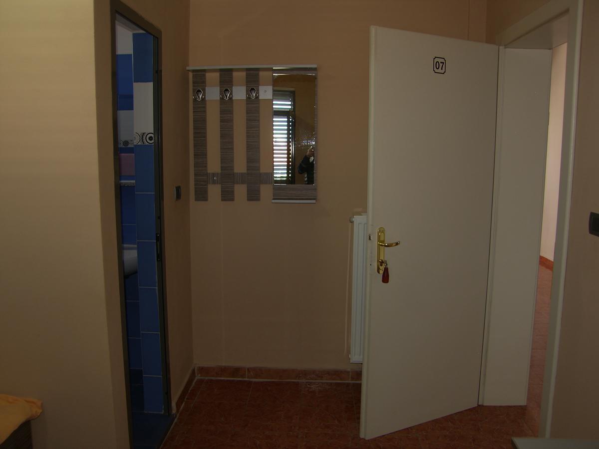 Shkodra Hotel Extérieur photo