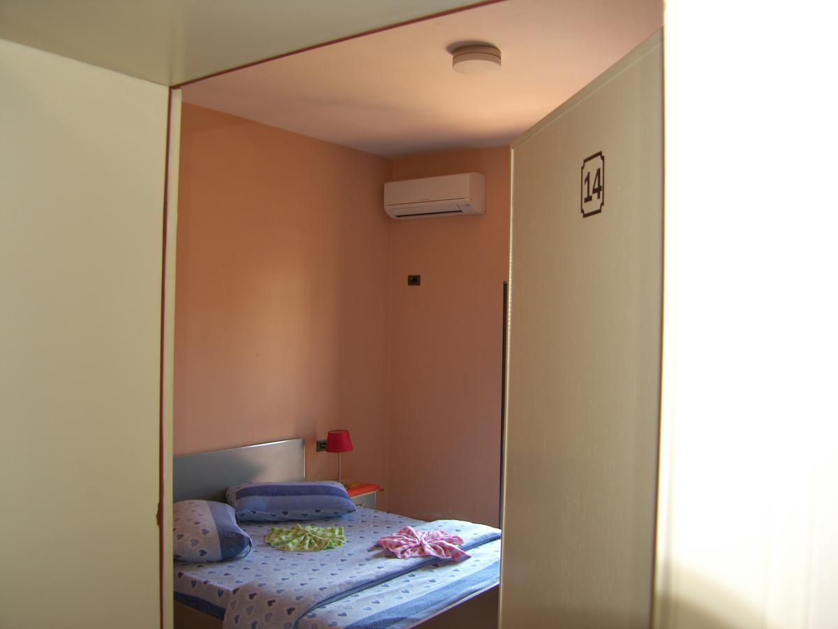 Shkodra Hotel Extérieur photo